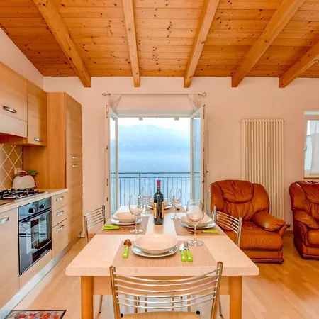 Casa Elka 7 Pieve (Lombardy)